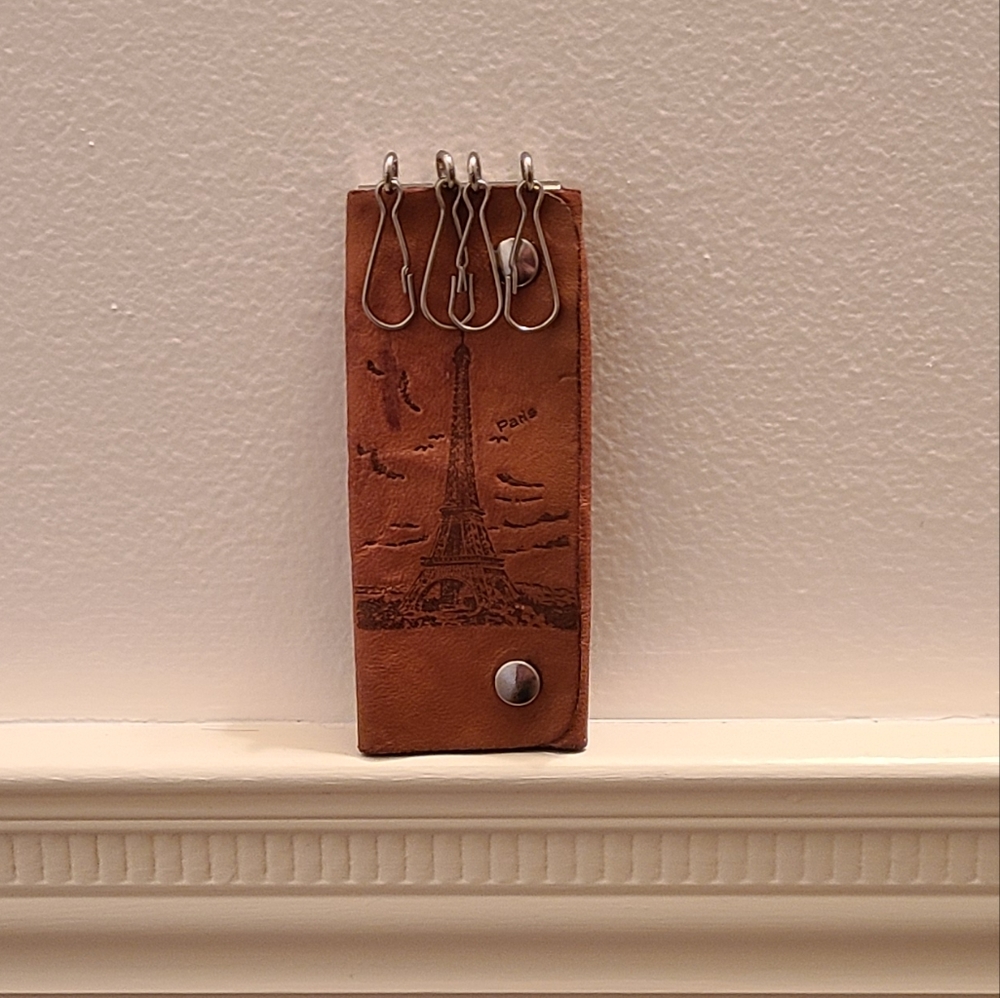 Leather brown key chain